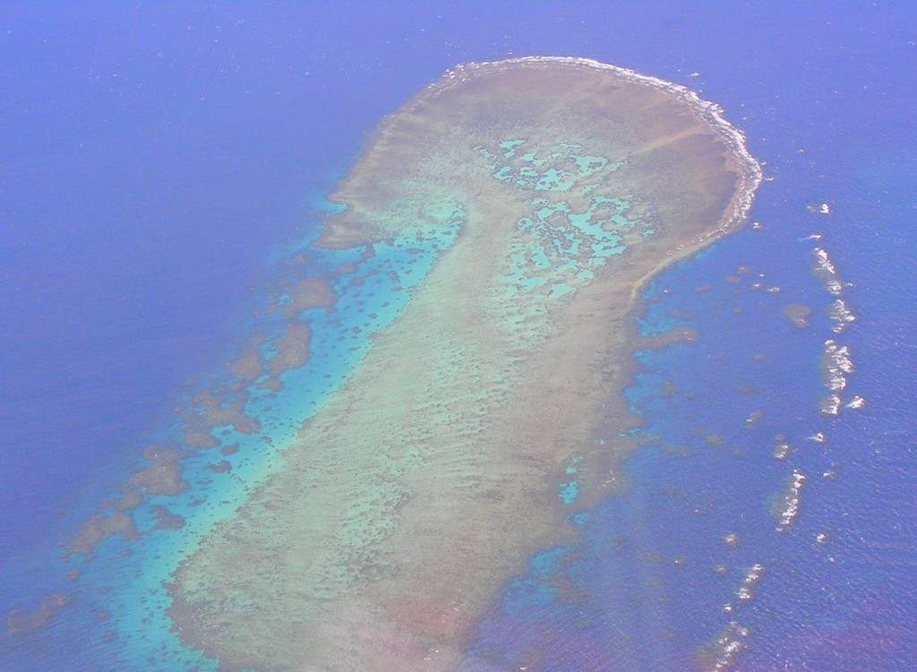 Reef - aerial © ARC Centre of Excellence Coral Reef Studies http://www.coralcoe.org.au/